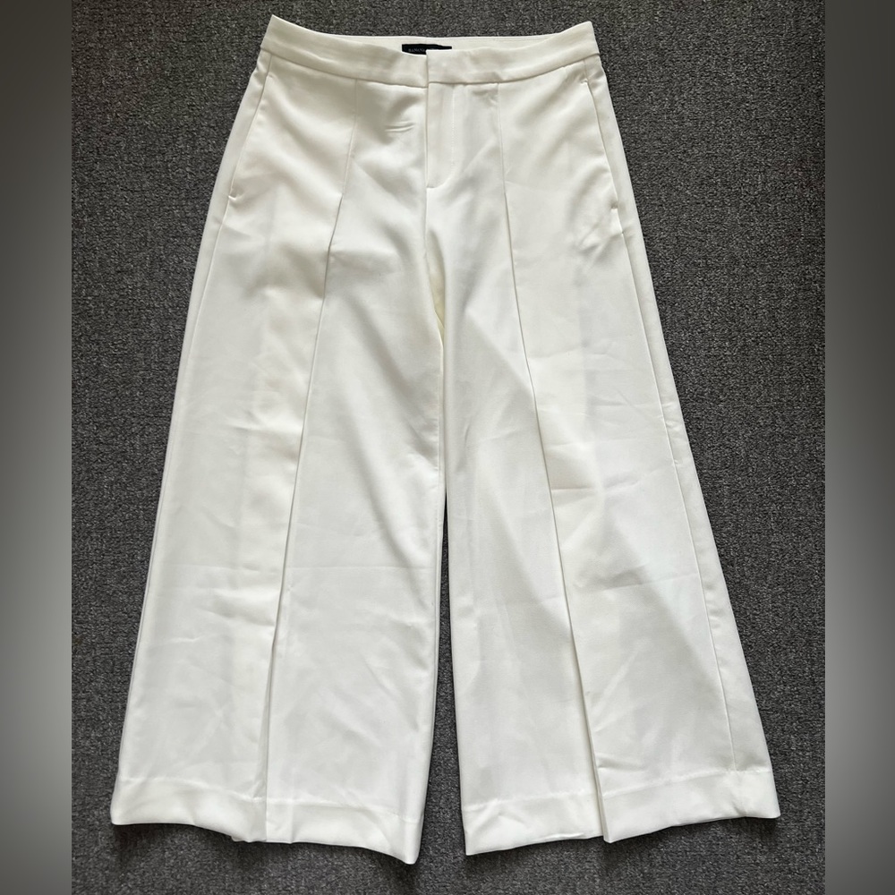 BRAND NEW! BANANA REPUBLIC Womens Off White Cropped Wide Leg Pants Size 2